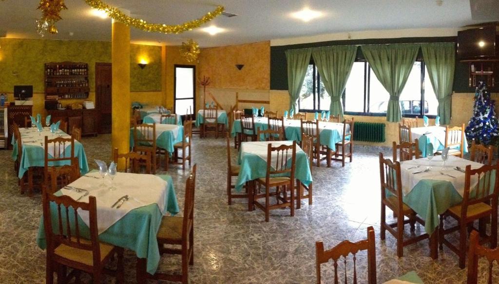 Hotel Restaurante Jarilla Exterior photo